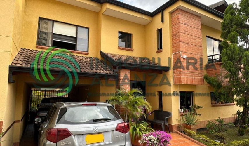 Casa de 4 alcobas en venta en Cañaveral, Floridablanca, 159 m² · foto 2 de 24