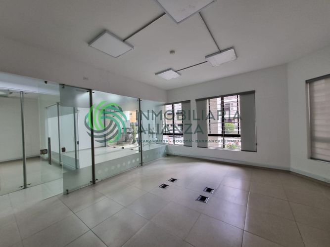 Oficina en venta en Cabecera Del Llano, Bucaramanga, 144 m² · foto 12 de 24