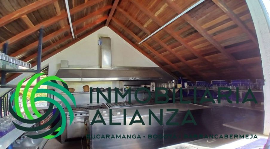 Casa de 9 alcobas en venta en Guatiguara, Piedecuesta, 560 m² · foto 5 de 24