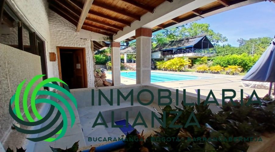 Casa de 9 alcobas en venta en Guatiguara, Piedecuesta, 560 m² · foto 6 de 24