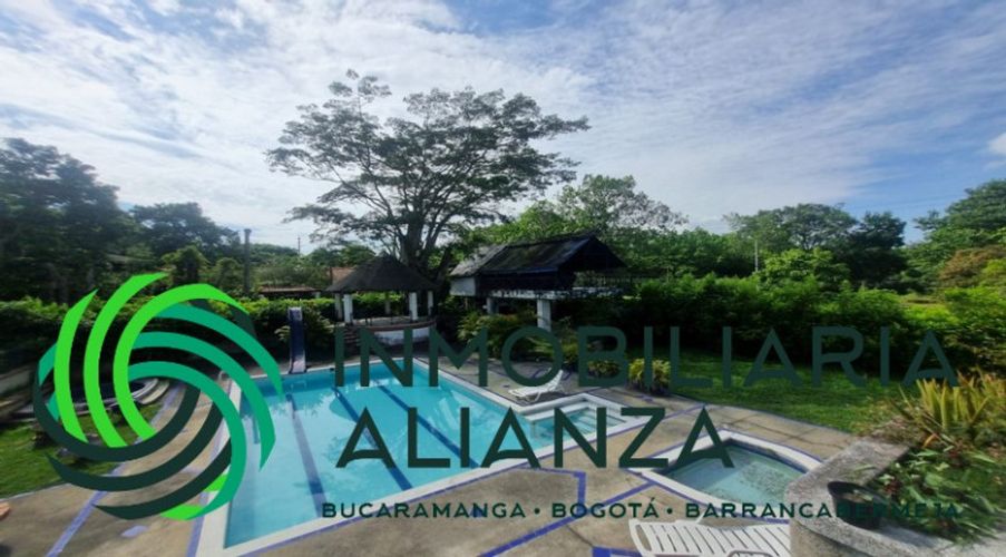 Casa de 9 alcobas en venta en Guatiguara, Piedecuesta, 560 m² · foto 12 de 24