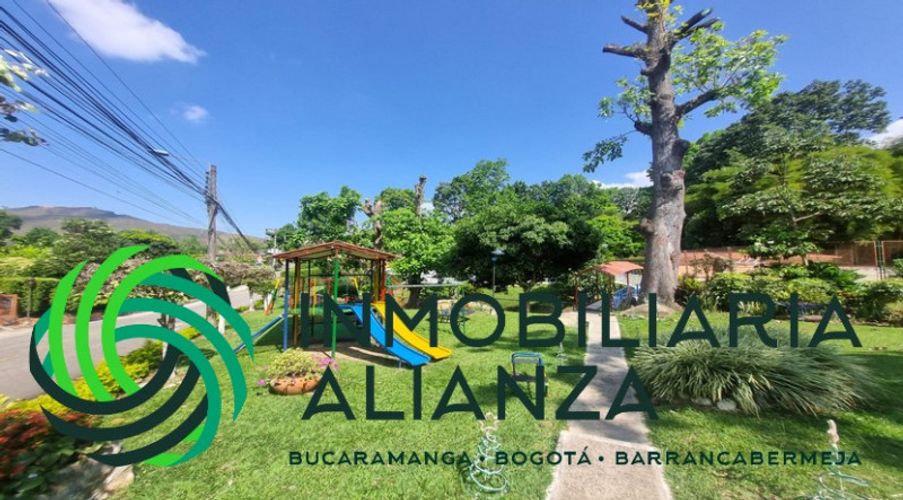 Casa de 9 alcobas en venta en Guatiguara, Piedecuesta, 560 m² · foto 14 de 24