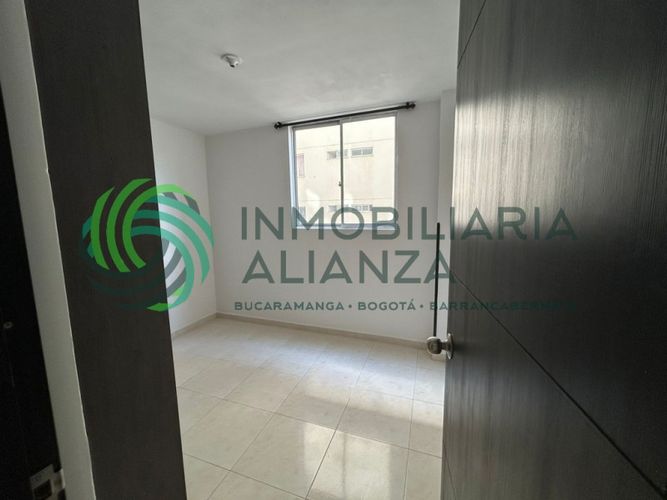 Apartamento de 3 alcobas en venta en Barroblanco, Piedecuesta, 50 m² · foto 11 de 21