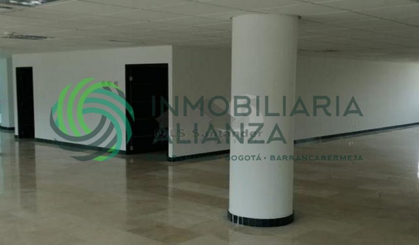 Oficina en venta en Bolarqui, Bucaramanga, 240 m² · foto 4 de 14