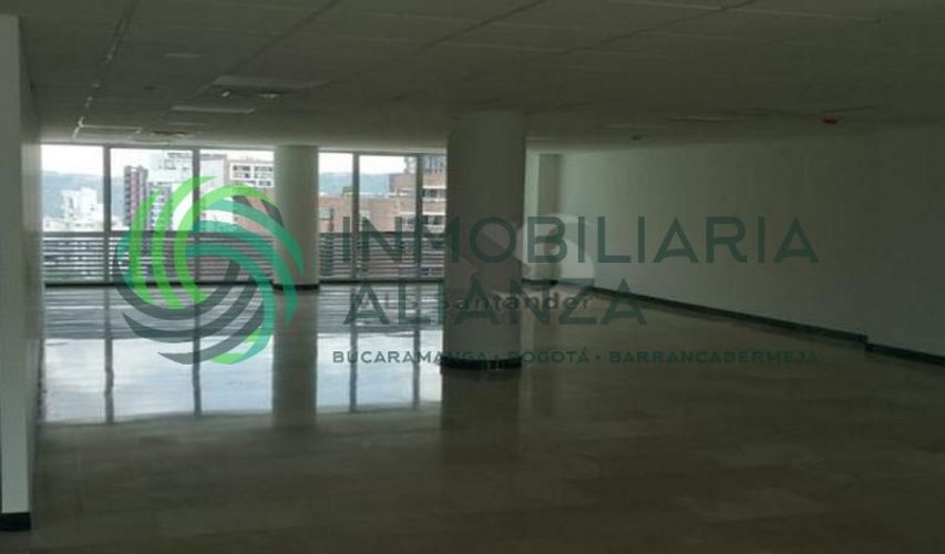 Oficina en venta en Bolarqui, Bucaramanga, 240 m² · foto 6 de 14