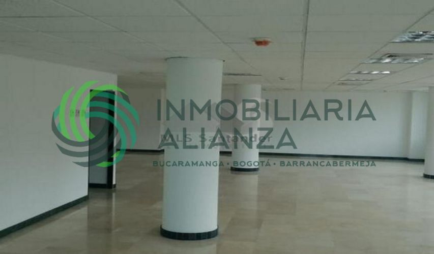 Oficina en venta en Bolarqui, Bucaramanga, 240 m² · foto 7 de 14