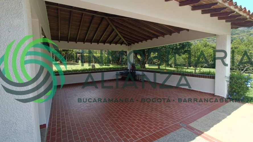 Casa de 3 alcobas en venta en Ruitoque, Piedecuesta, 380 m² · foto 6 de 24