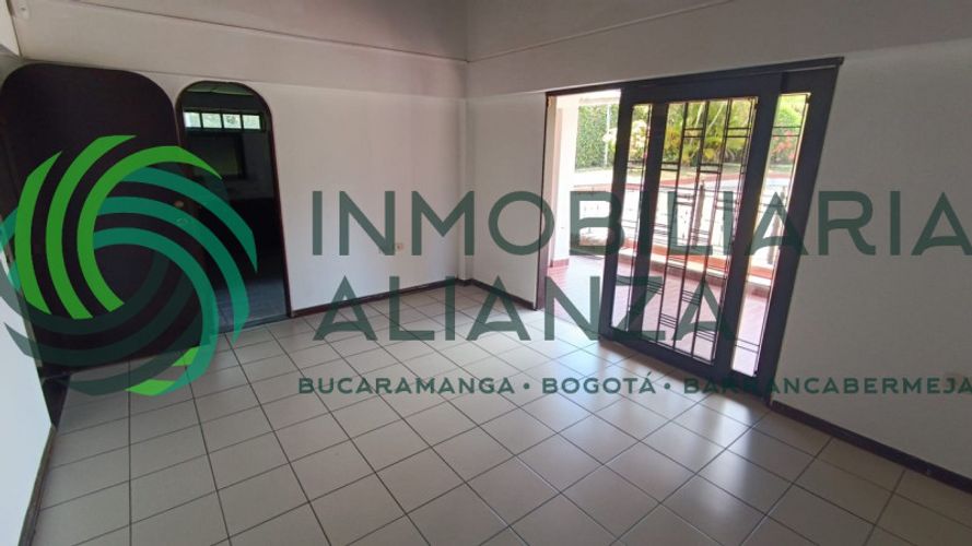 Casa de 3 alcobas en venta en Ruitoque, Piedecuesta, 380 m² · foto 7 de 24