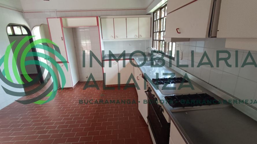 Casa de 3 alcobas en venta en Ruitoque, Piedecuesta, 380 m² · foto 14 de 24