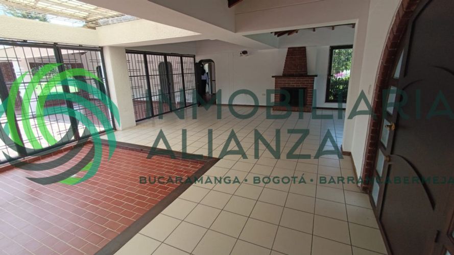 Casa de 3 alcobas en venta en Ruitoque, Piedecuesta, 380 m² · foto 16 de 24