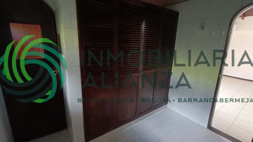 Casa de 3 alcobas en venta en Ruitoque, Piedecuesta, 380 m² · foto 18 de 24