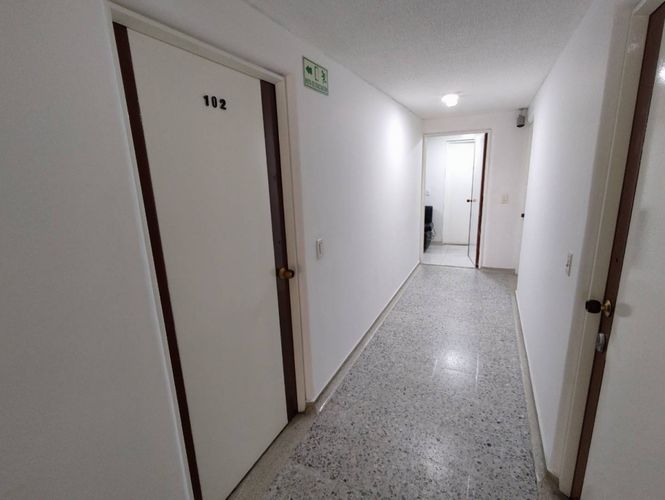 Apartamento de 4 alcobas en venta en San Felipe, Bogotá, 109 m² · foto 3 de 24