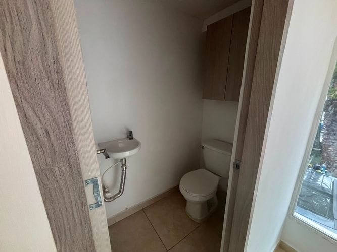 Local en arriendo en Laureles, Medellín, 60 m² · foto 5 de 6