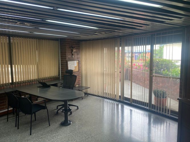 Bodega en venta en La Flora, Cali, 1625 m² · foto 13 de 24