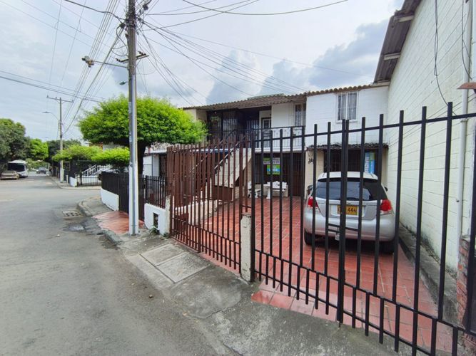 Apartamento de 2 alcobas en venta en Los Guaduales, Cali, 66 m² · foto 4 de 18