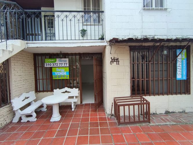 Apartamento de 2 alcobas en venta en Los Guaduales, Cali, 66 m² · foto 5 de 18