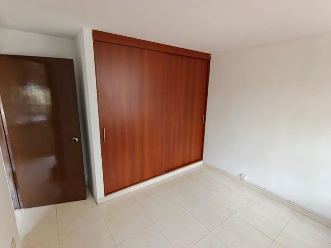 Apartamento de 2 alcobas en venta en Los Guaduales, Cali, 66 m² · foto 11 de 18