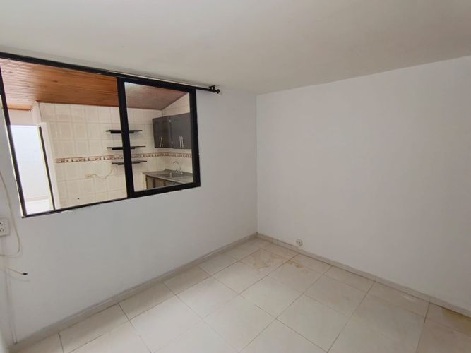 Apartamento de 2 alcobas en venta en Los Guaduales, Cali, 66 m² · foto 12 de 18