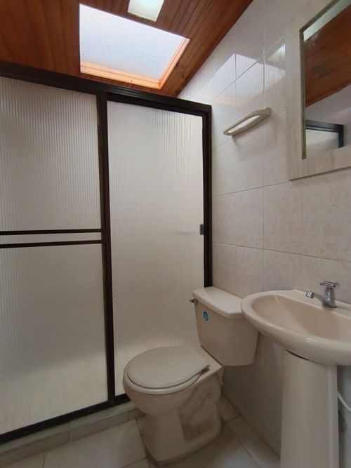 Apartamento de 2 alcobas en venta en Los Guaduales, Cali, 66 m² · foto 16 de 18