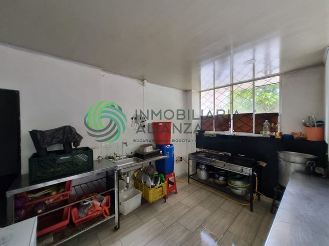 Local en venta en Universidad, Bucaramanga, 40 m² · foto 5 de 10