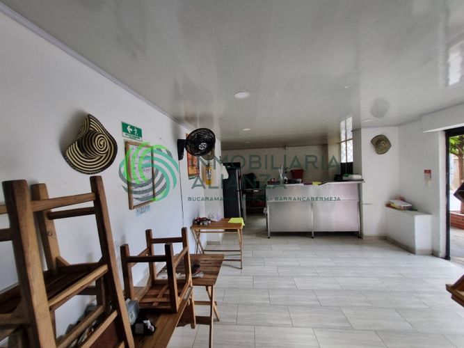 Local en venta en Universidad, Bucaramanga, 40 m² · foto 6 de 10
