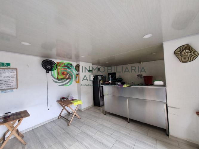 Local en venta en Universidad, Bucaramanga, 40 m² · foto 8 de 10