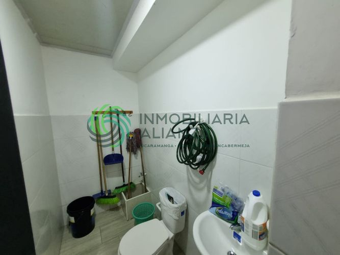 Local en venta en Universidad, Bucaramanga, 40 m² · foto 10 de 10
