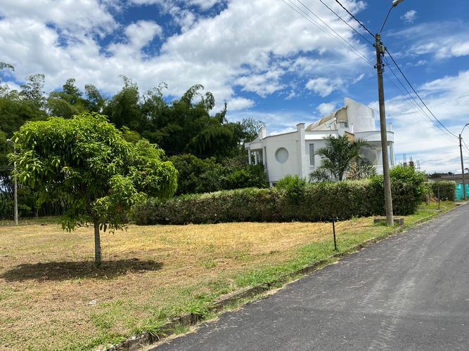 Lote en venta en Vía El Caimo, Armenia, 714 m² · foto 3 de 5