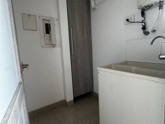 Bodega en venta en Cerritos, Pereira, 151 m² · foto 3 de 15
