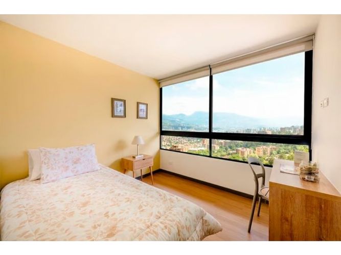 Apartamento de 3 alcobas en venta en Loma De Las Brujas, Envigado, 145 m² · foto 9 de 15