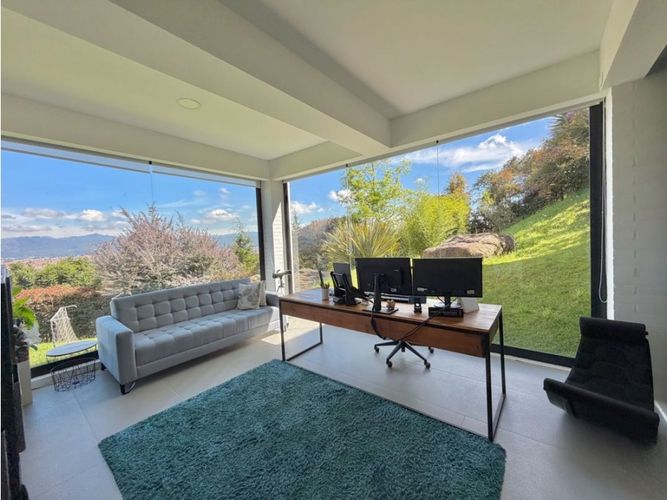 Casa de 3 alcobas en venta en Fusca, Chía, 350 m² · foto 3 de 24