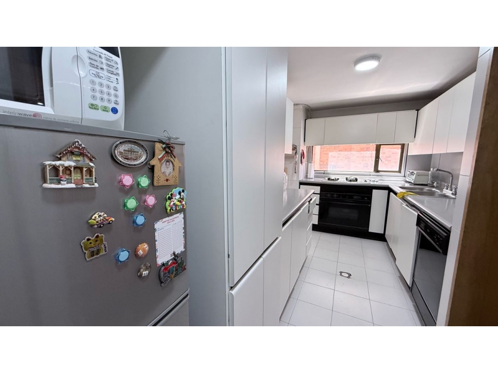 Apartamento en venta en La Carolina, Bogotá · foto 10 de 13