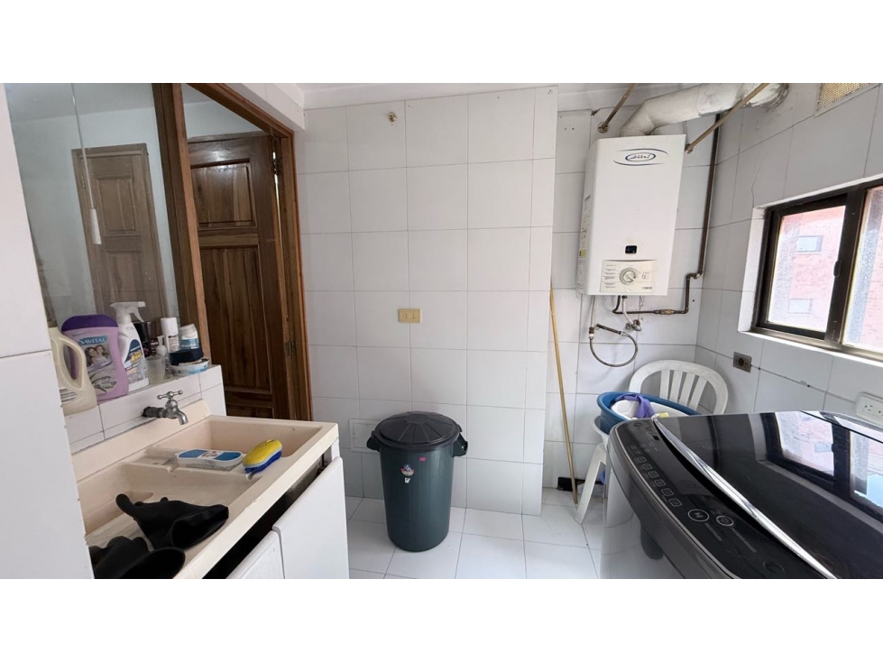 Apartamento en venta en La Carolina, Bogotá · foto 11 de 13