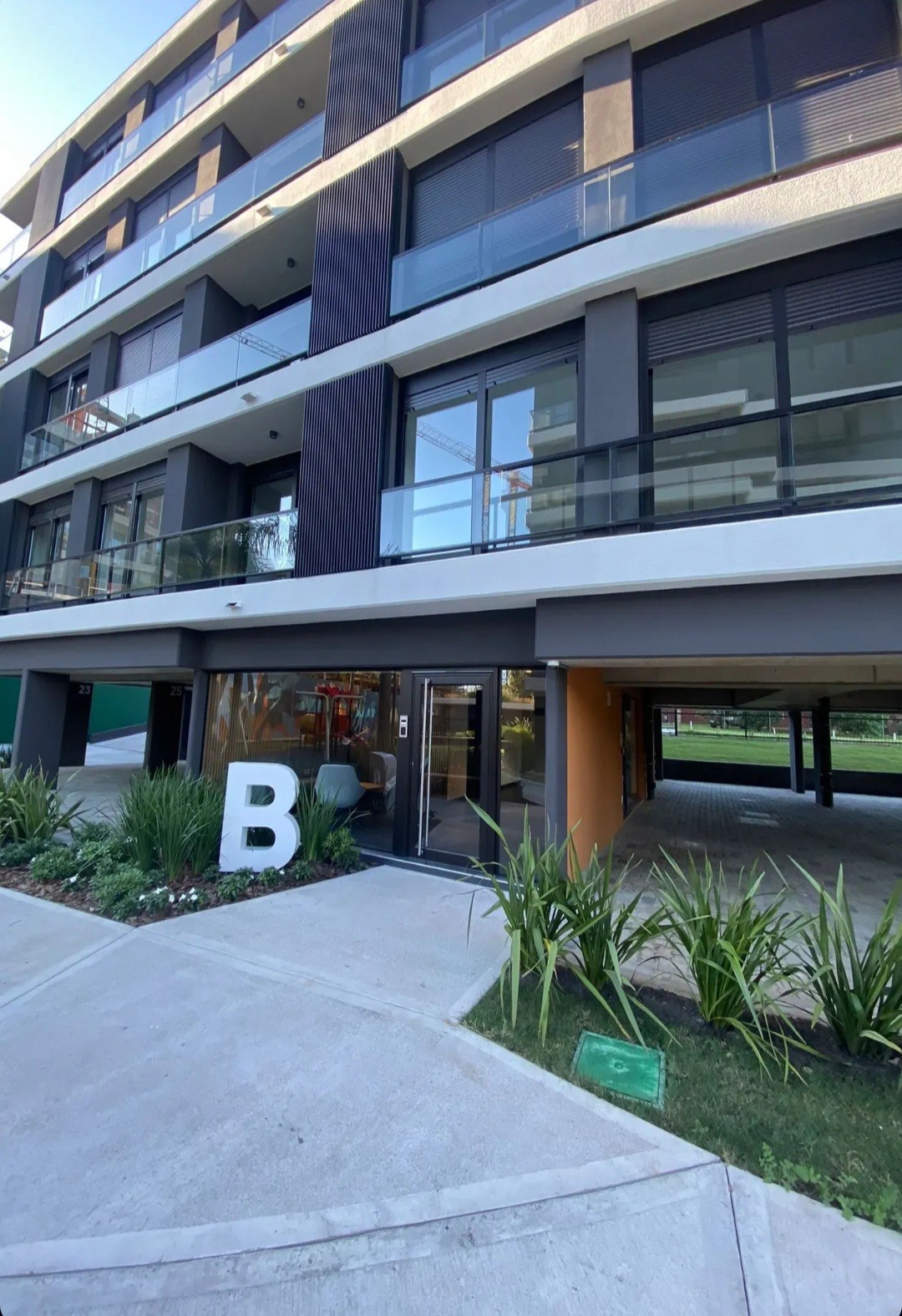 Exclusivo Apartamento de 1 Dormitorio: Ubicación Premium en Almirón, a Pasos de Portones Shopping · Foto 1
