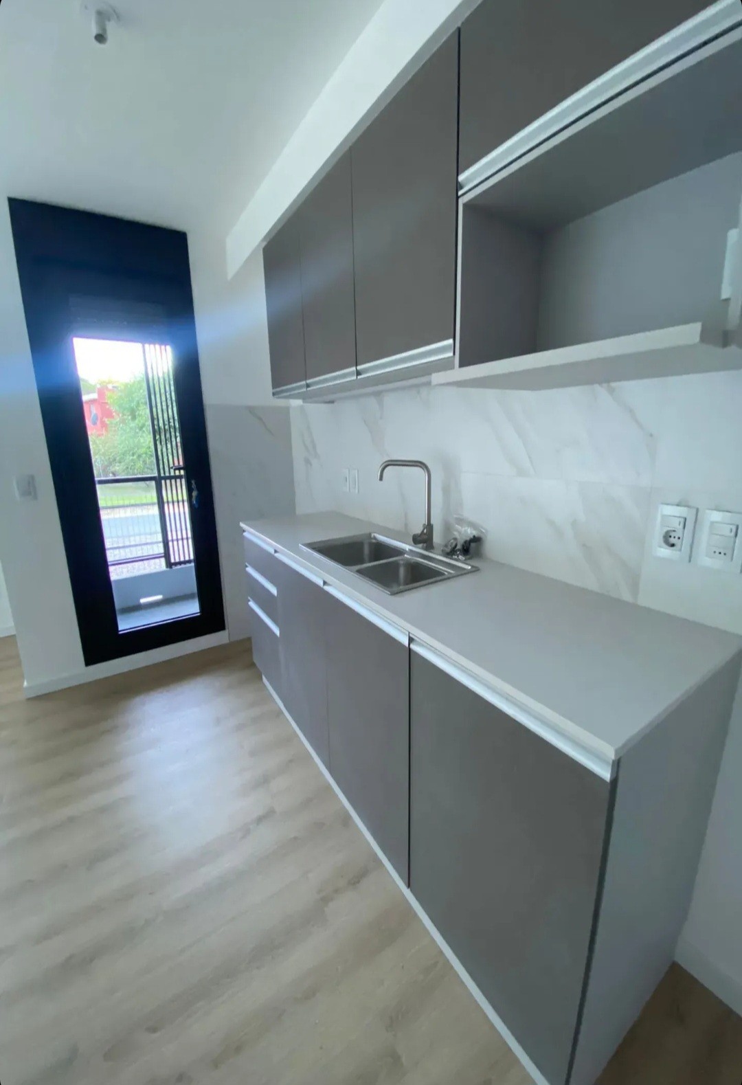 Exclusivo Apartamento de 1 Dormitorio: Ubicación Premium en Almirón, a Pasos de Portones Shopping · Foto 7