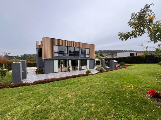 Casa de 3 alcobas en venta en Loma Del Chocho, Envigado, 414 m² · foto 18 de 18