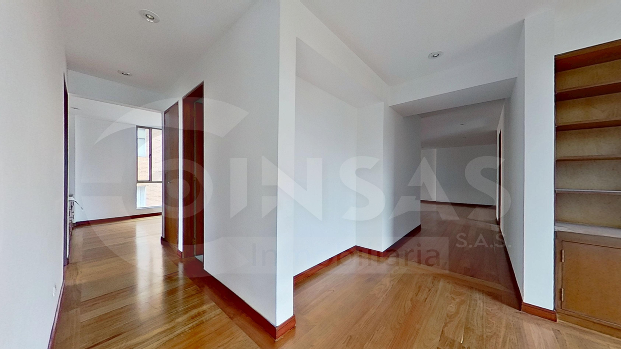 Apartamento en venta en Santa Barbara Occidental, Bogotá · foto 11 de 24