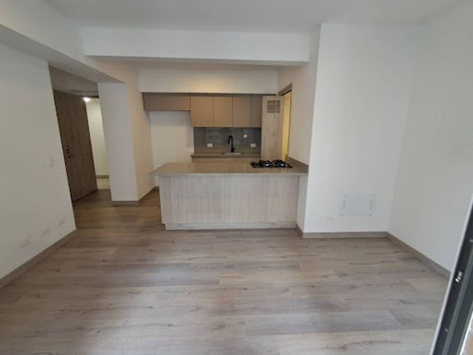 Apartamento de 3 alcobas en arriendo en Ciudad Del Río, Medellín, 72 m² · foto 3 de 24