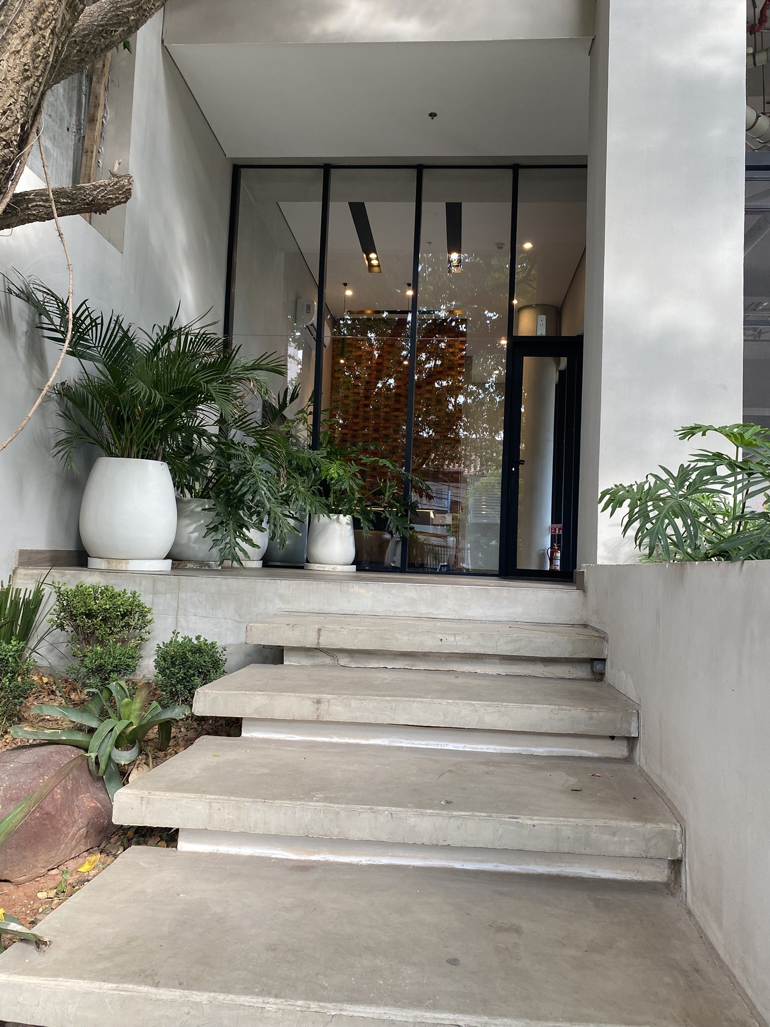 Departamento en alquiler en Villa Morra, Asunción — foto 2