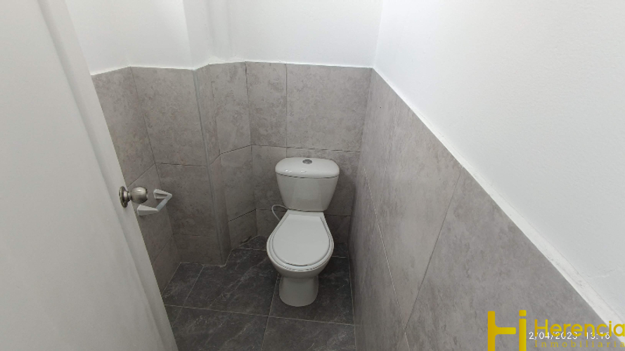 Bodega en arriendo en Colombia, Medellín, 140 m² · foto 9 de 11