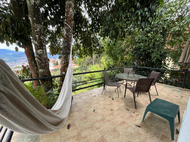 Casa de 4 alcobas en venta en El Castillo, Medellín, 260 m² · foto 22 de 22