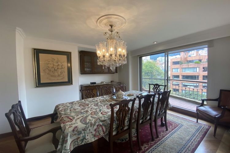 Apartamento de 2 alcobas en venta en La Candelaria, Bogotá, 198 m² · foto 3 de 10