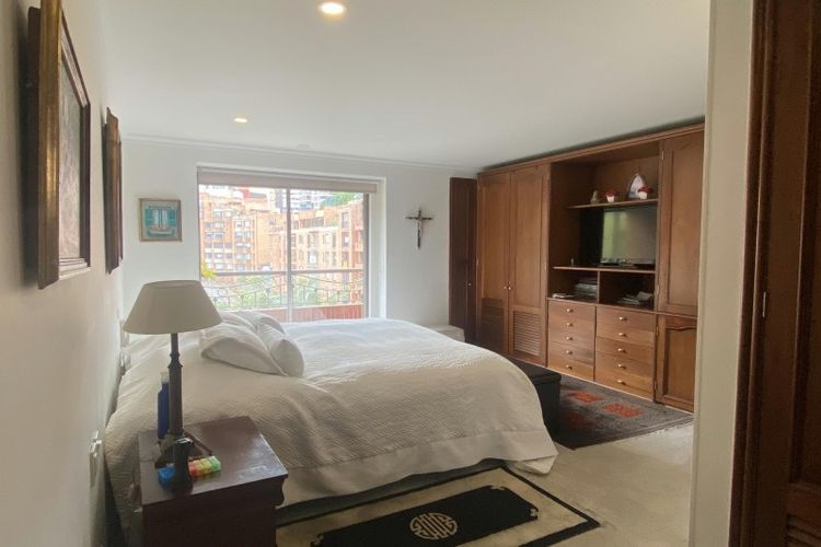 Apartamento de 2 alcobas en venta en La Candelaria, Bogotá, 198 m² · foto 7 de 10