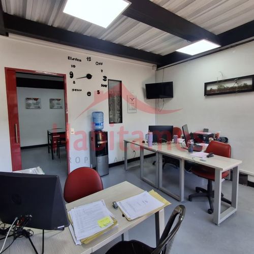 Local en venta en El Tambo, La Ceja, 40 m² · foto 2 de 12