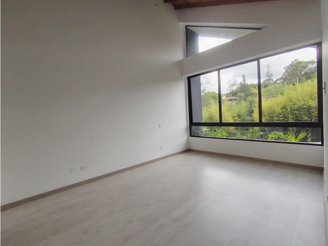 Apartamento de 2 alcobas en venta en Las Palmas, El Retiro, 95 m² · foto 4 de 11