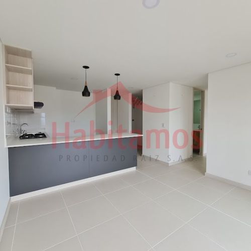 Apartamento de 3 alcobas en venta en Glorieta Pilsen, Itagüí, 71 m² · foto 4 de 19