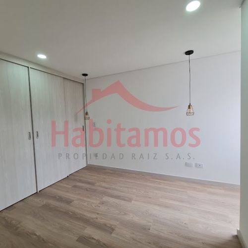 Apartamento de 3 alcobas en venta en Glorieta Pilsen, Itagüí, 71 m² · foto 9 de 19