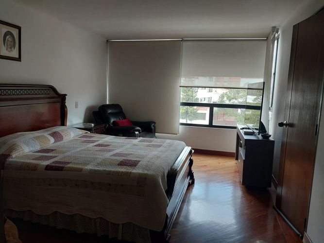 Apartamento de 3 alcobas en venta en Santa Barbara, Bogotá, 145 m² · foto 18 de 19
