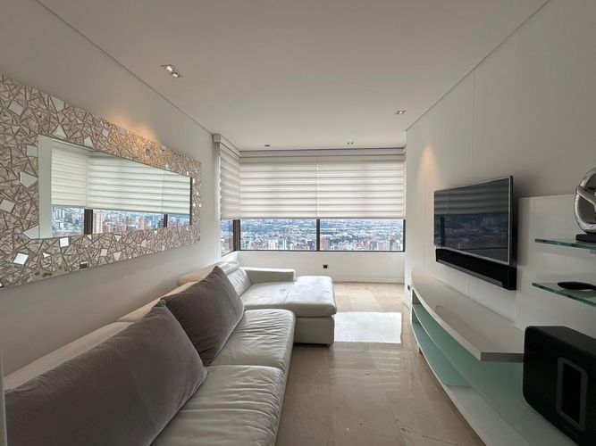 Apartamento de 3 alcobas en arriendo en El Poblado, Medellín, 220 m² · foto 8 de 20