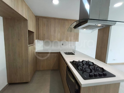 Apartamento en arriendo en Las Palmas, Medellín · foto 2 de 18
